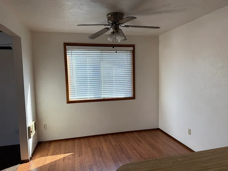 3074 Marion St SE — Photo 3