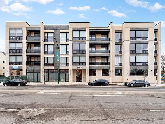 2nd image of 1606 S Ashland Ave #208