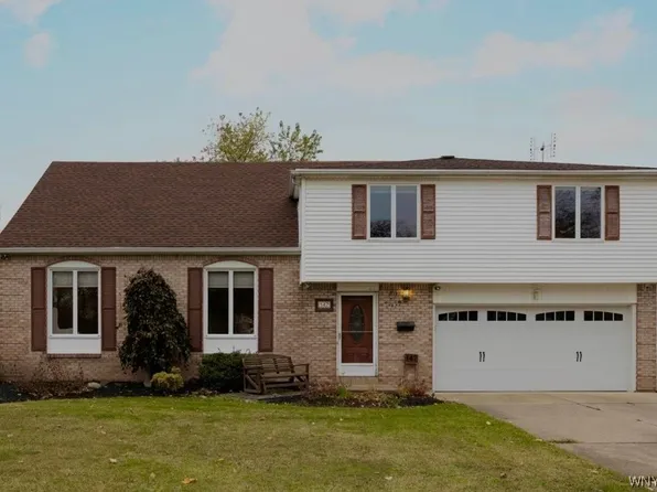 147 Ranch Trl W, Williamsville, NY 14221