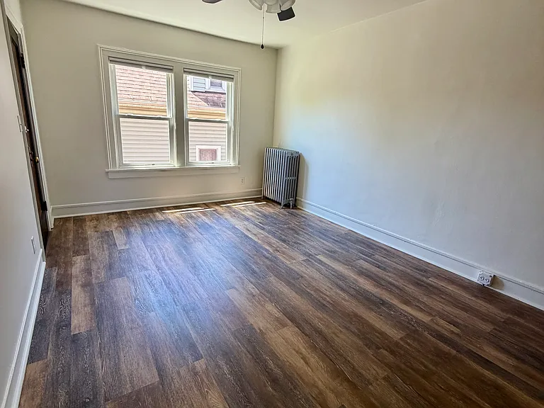 142 Saranac Ave #4 — Photo 8
