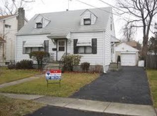 467 Robins St, Roselle, NJ 07203