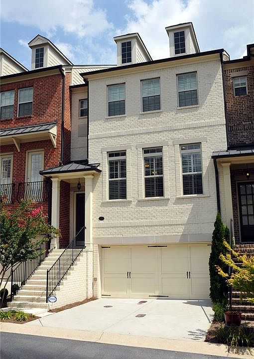 2nd image of 3521 Broughton Sq