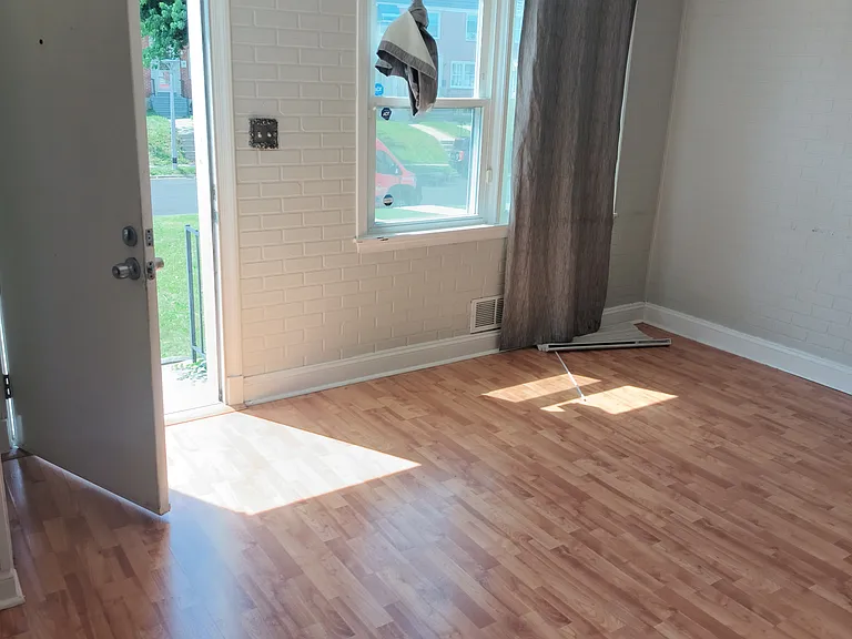 543 Lucia Ave — Photo 3