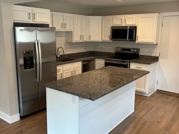 4977 W 16th St, Indianapolis, IN
