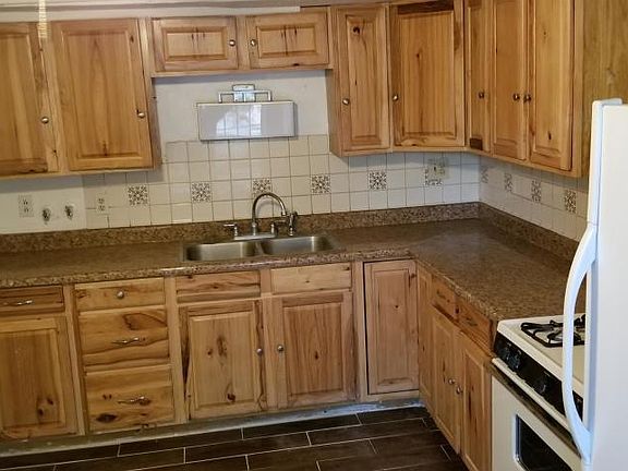 4th image of 609 W Calle Sevilla