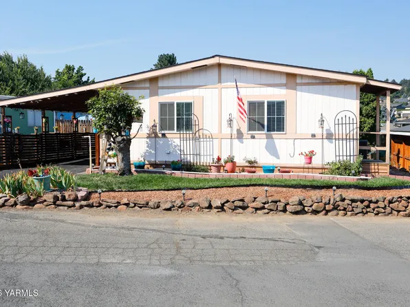 802 N 40th Ave Unit 42, Yakima, WA 98908