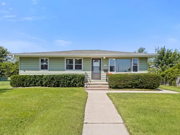 221 Washington St, Portage, WI 53901
