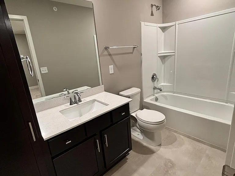 7219 Elmo Ct — Photo 23