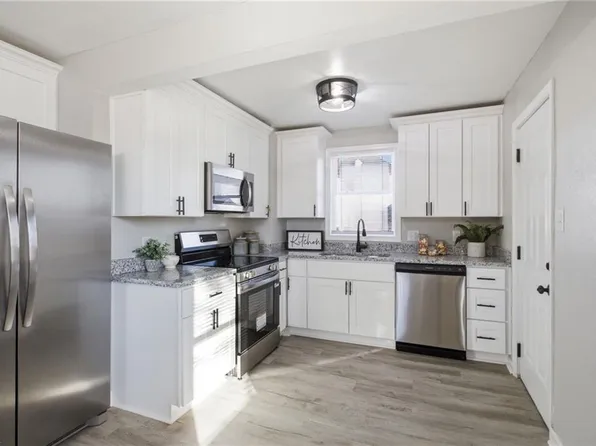 937 17th St, Newport News, VA 23607