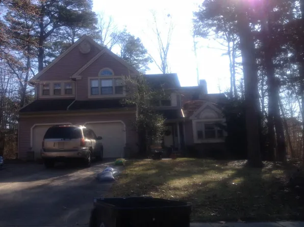 4 Goats Hill Ct, Sicklerville, NJ 08081