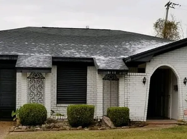 5110 Royal Oak Dr, Texas City, TX 77591