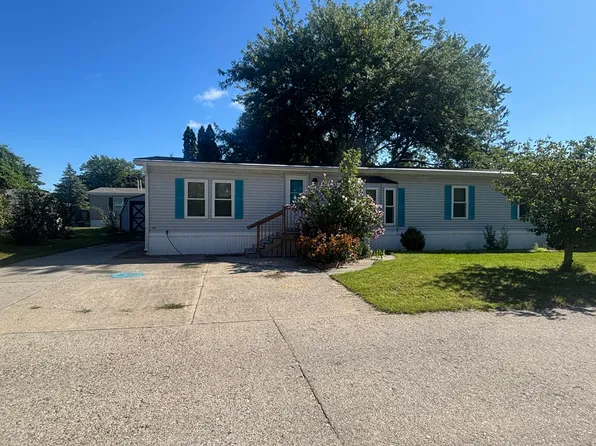14288 Winters Crk W, West Olive, MI 49460