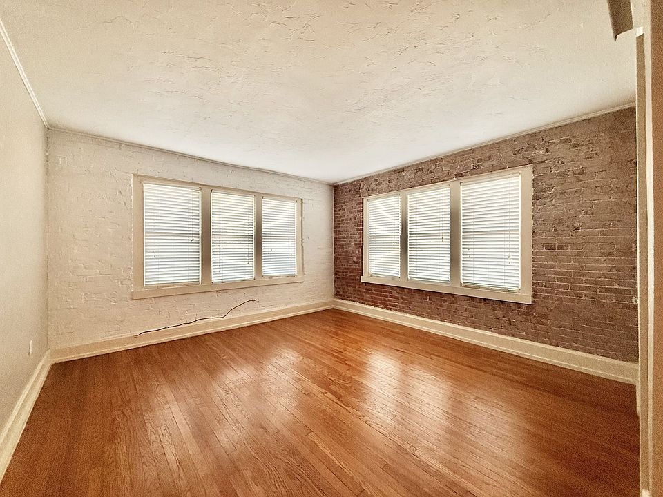 1st image of 429 NW 11th St #6