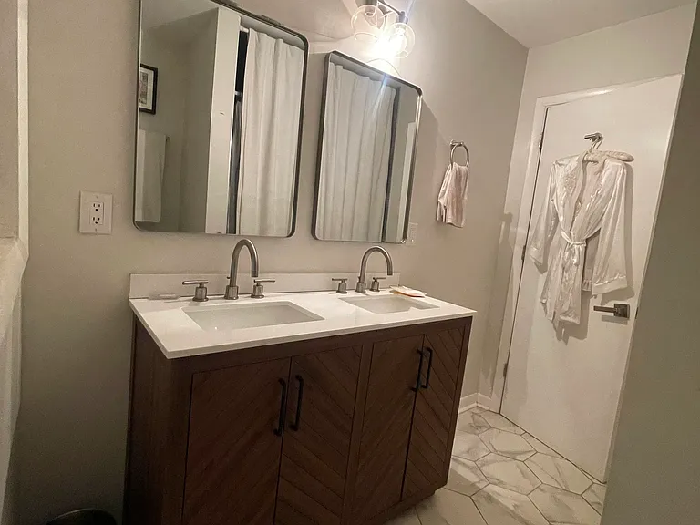 1413 Southland Vista Ct NE — Photo 10