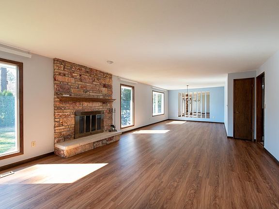 2nd image of 5207 W Baywood Ct