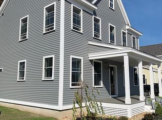 67 Grant Rd, Devens, MA 01434