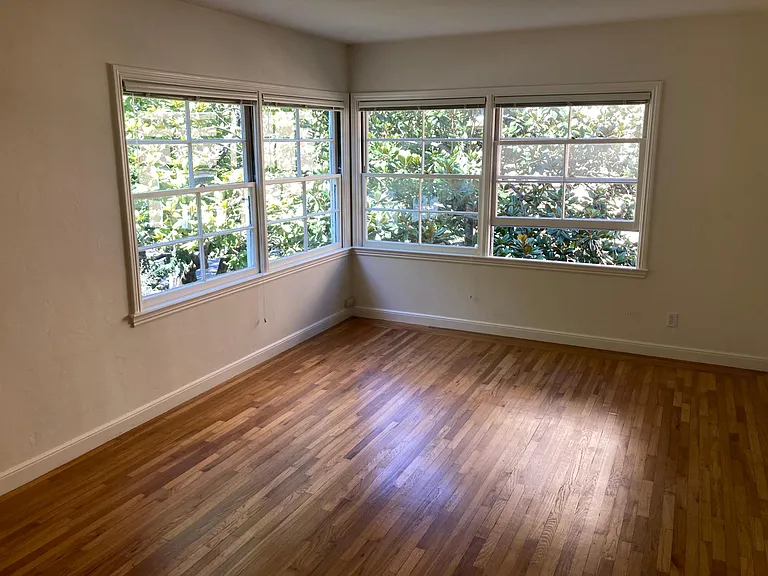 600 El Camino Real #3 — Photo 2