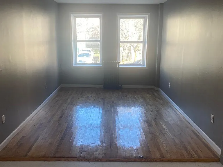 76 N 9th St #17 — Photo 3