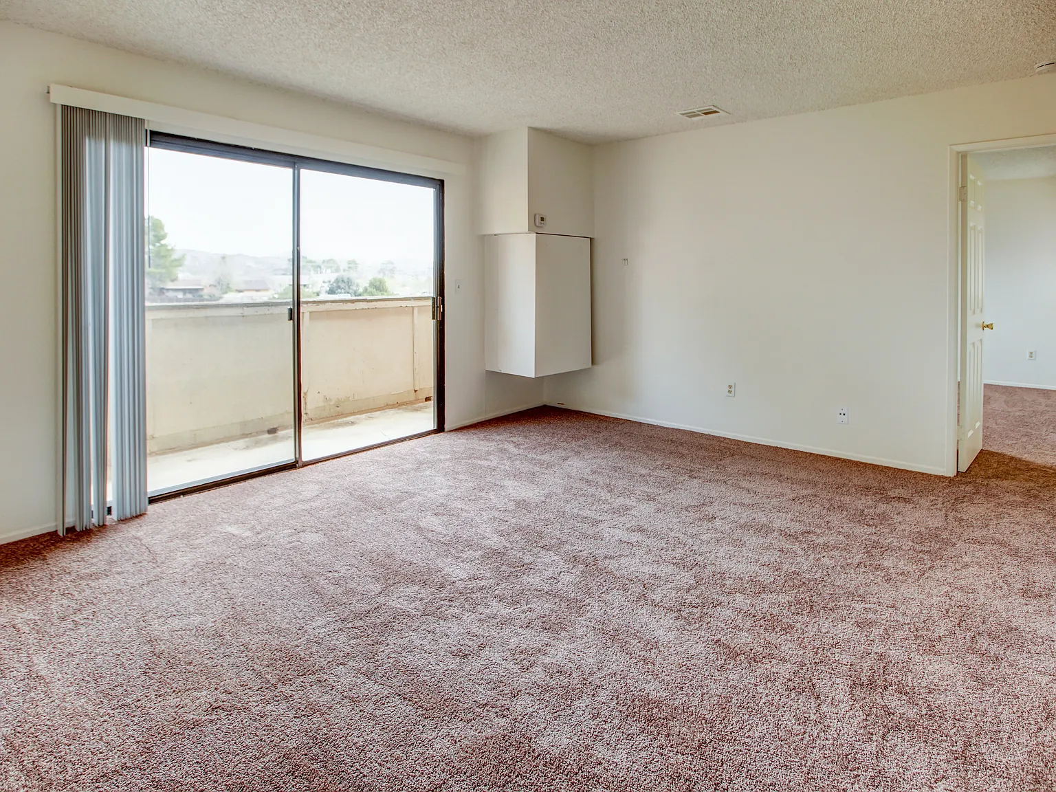 Sierra View Apartments — Photo 2