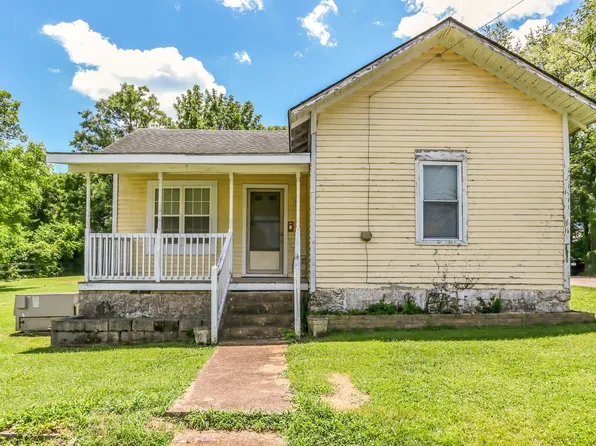 200 E 15th St, Columbia, TN 38401