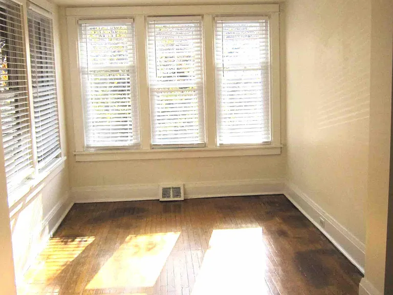 6339 Phillips Ave — Photo 5