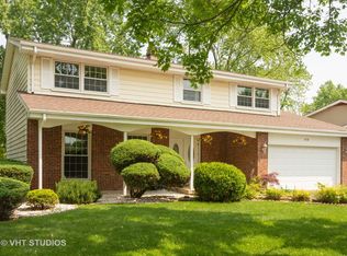570 E Princeton St, Palatine, IL 60074