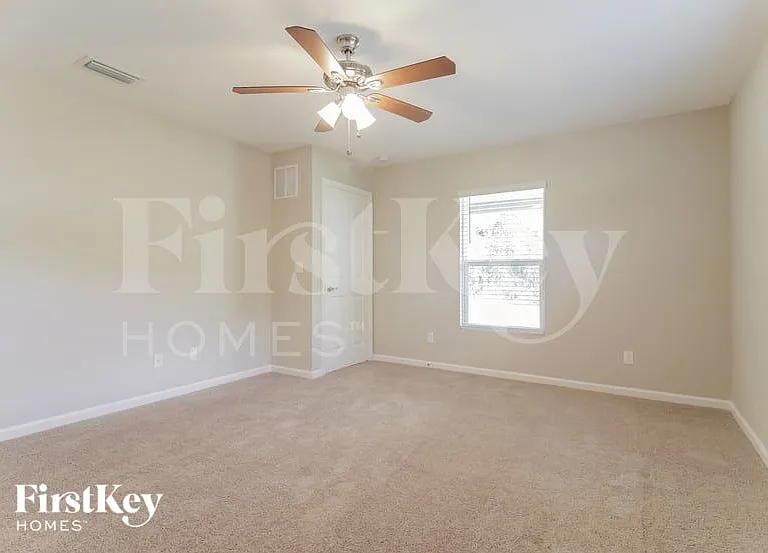150 Breakwater St SE — Photo 7