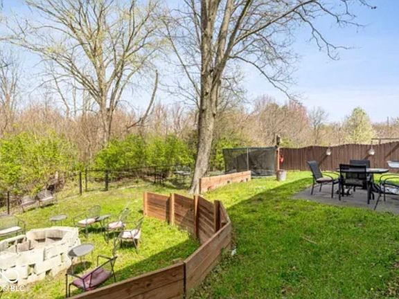 2nd image of 11624 N Creekside Dr