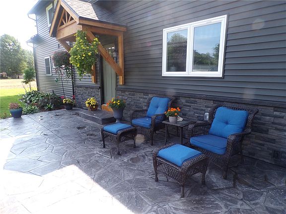 5th image of 579 Morton Rd