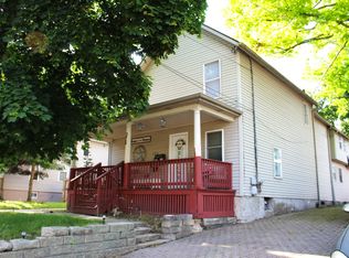 376 Hastings St, Elgin, IL 60120