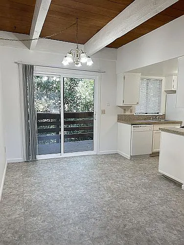 Dining Area / Outside Deck