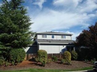 3964 Arrowhead Dr, Medford, OR 97504