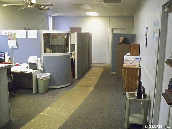 3rd image of 20 Thruway Park Dr