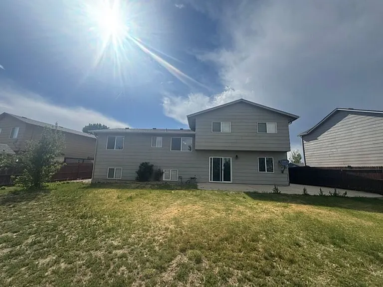 803 Foxwood Dr — Photo 21
