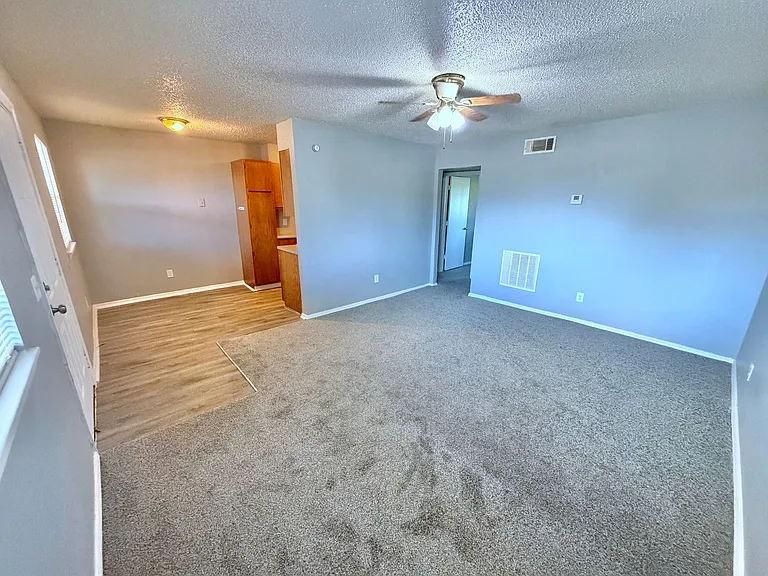 Kentucky Pine Apartments — Photo 16