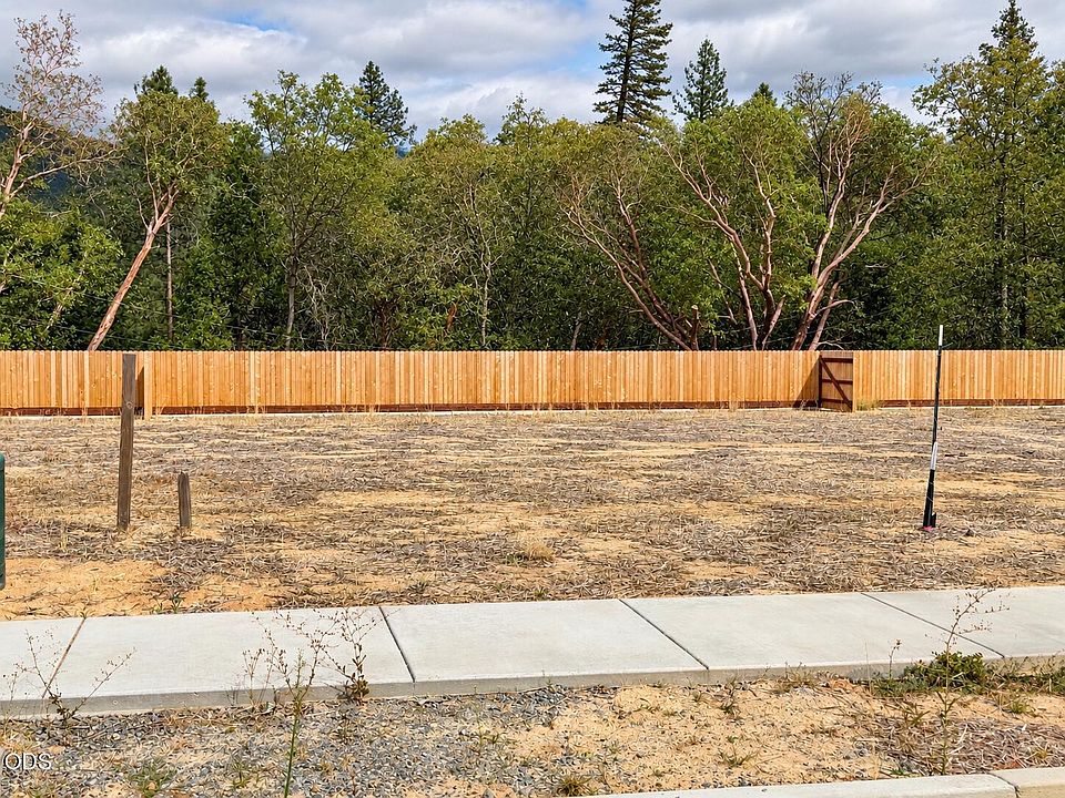 2nd image of 210 NW Stark Way Lot 2