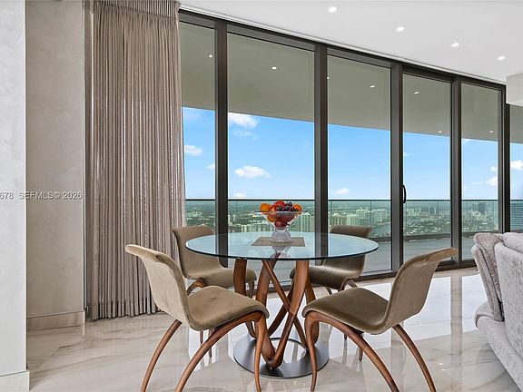 4th image of 18975 Collins Ave Unit 4505