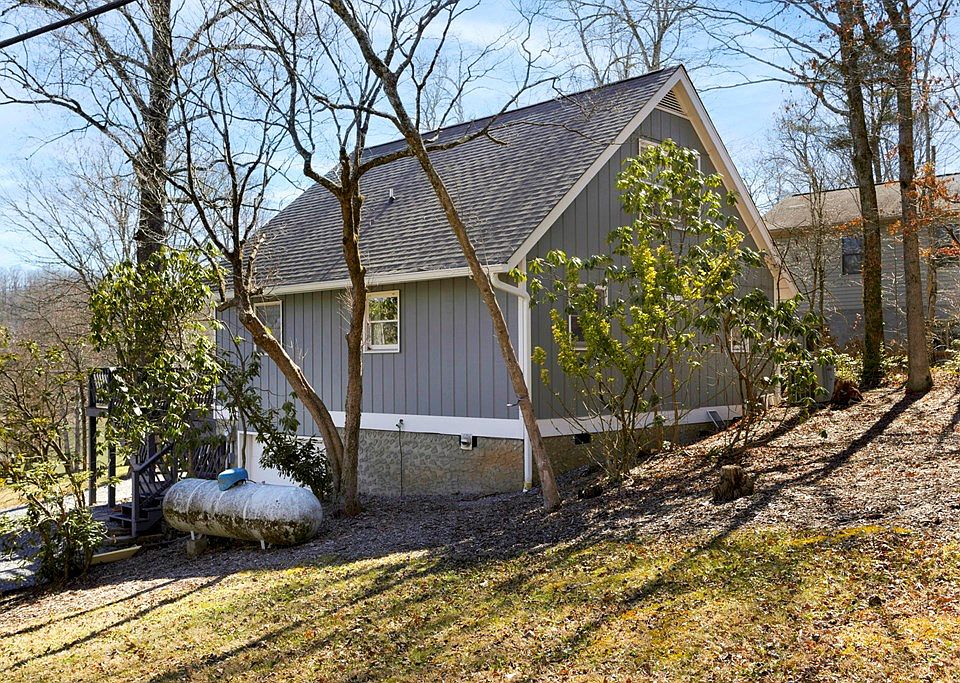 洋書 Mountain Houses 2133 University Ave, Mountain View, CA 94040 | MLS