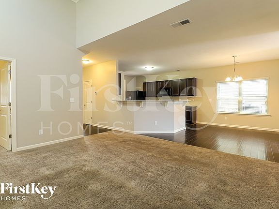 5th image of 730 Galveston Way