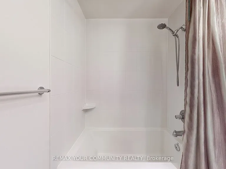 100 Harrison Garden Blvd S #1422 — Photo 32