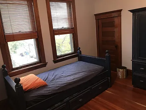 2113 W Walton St #1 — Photo 15