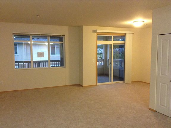 3rd image of 23916 NE 115th Ln Unit 3042