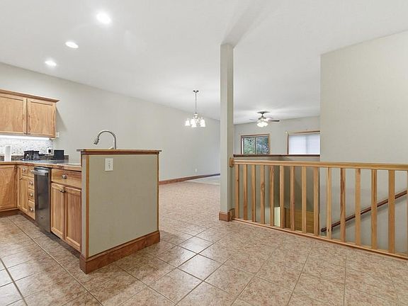 5th image of 5649 Rush Lake Ct