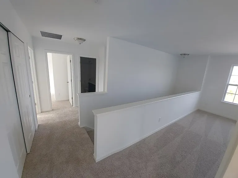 6877 Ferguson Dr — Photo 10