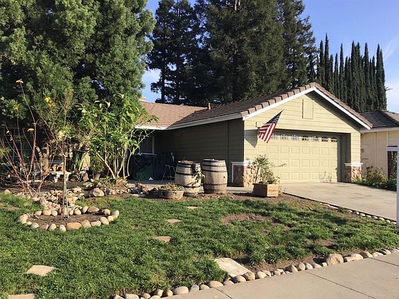 2nd image of 7074 Turnberry Ln
