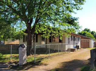 306 S 11th St, Lamar, CO 81052