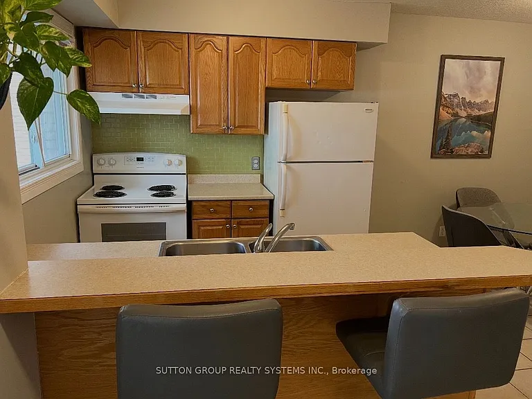211 Veronica Dr #19 — Photo 1