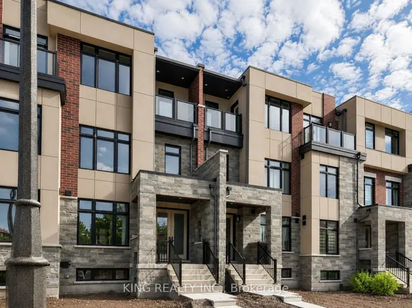 3413 Preserve Dr, Oakville, ON L6M 0X3