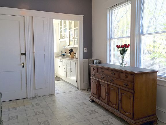 3rd image of 65 Woodbine St