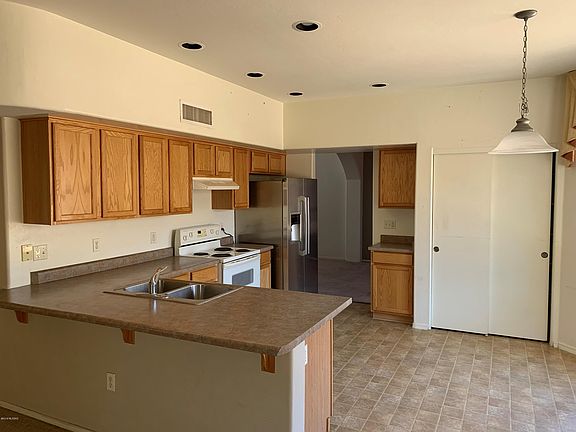4th image of 4341 S Camino De Oeste